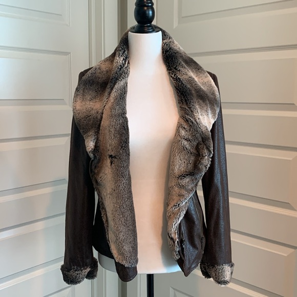 CLEOCLEO Women’s Jacket - Picture 13 of 16